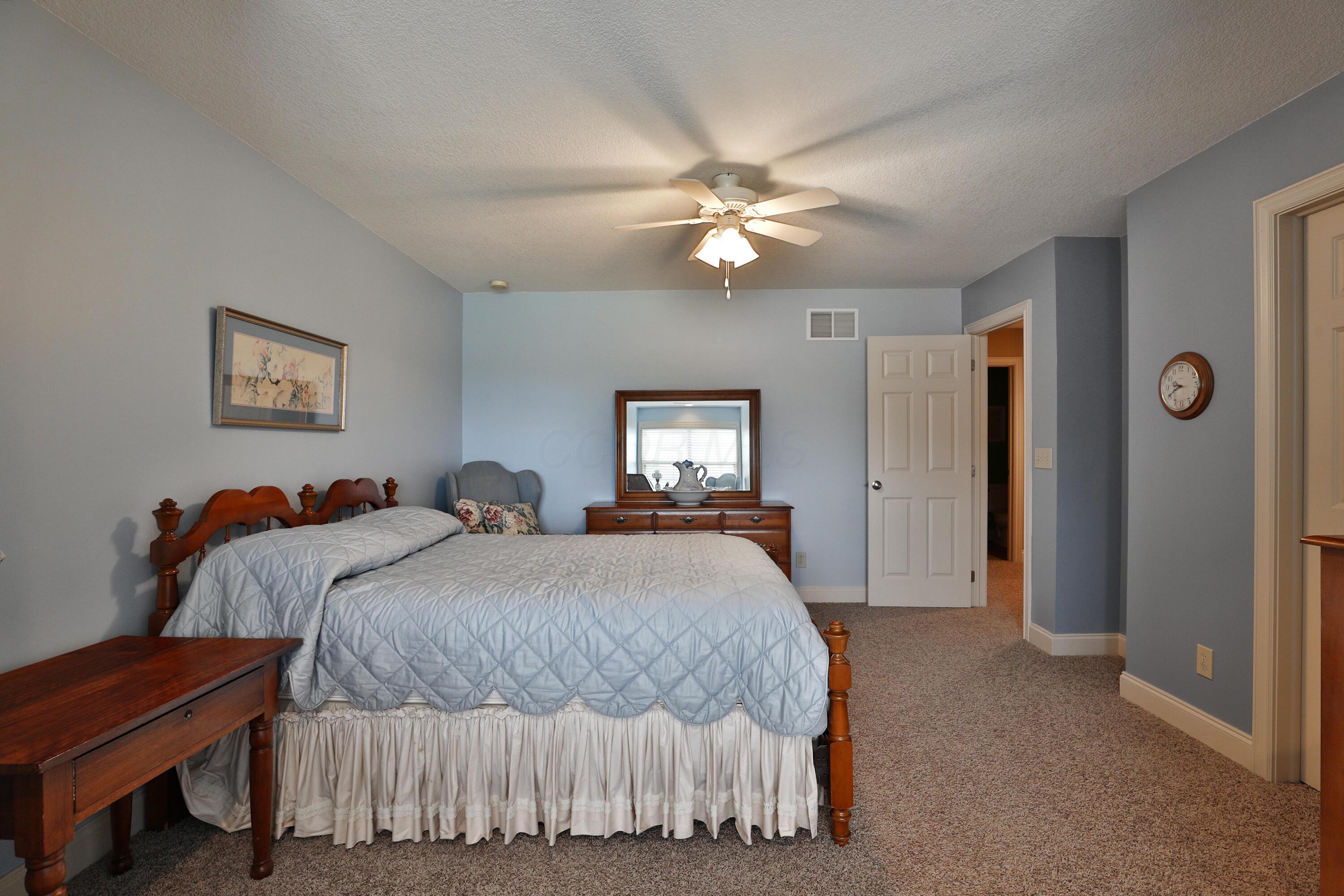 724 Olde Creek Drive, Newark, Ohio image 32