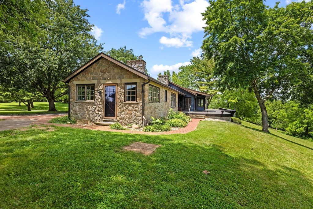 Photo of 20702 US Highway 23, Chillicothe, OH 45601 (MLS # 226020559)