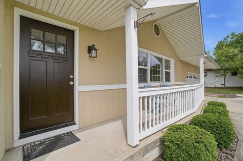 Tiny photo for 6040 E Walnut Street, Westerville, OH 43081 (MLS # 226014314)