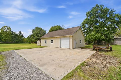 Tiny photo for 6040 E Walnut Street, Westerville, OH 43081 (MLS # 226014314)