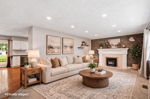 Tiny photo for 6040 E Walnut Street, Westerville, OH 43081 (MLS # 226014314)