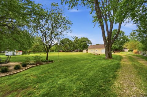 Tiny photo for 6040 E Walnut Street, Westerville, OH 43081 (MLS # 226014314)