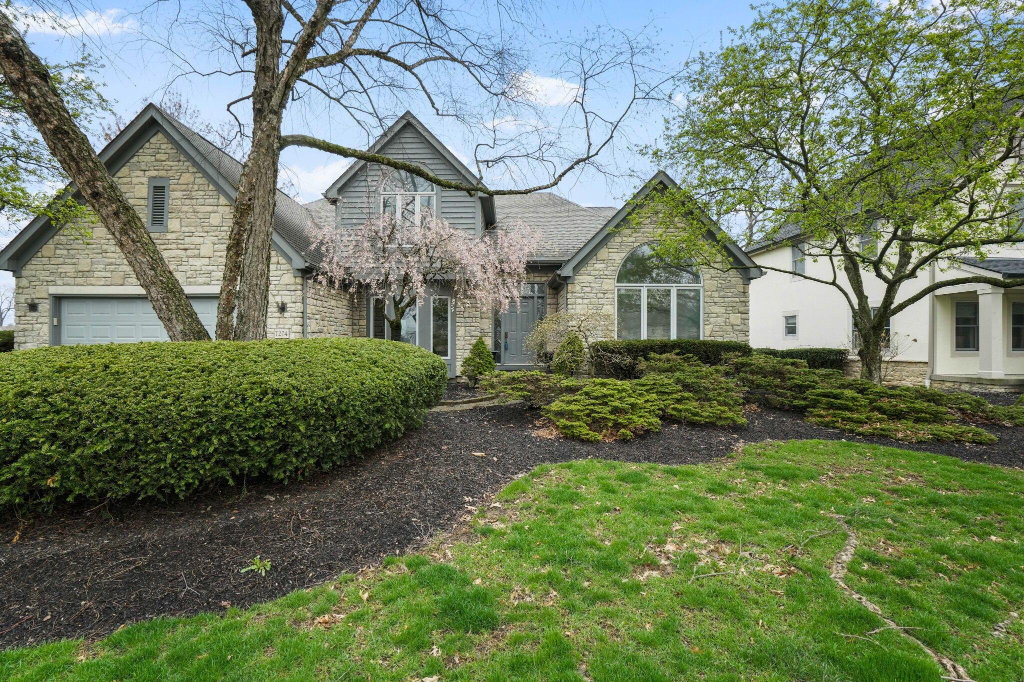 7274 Jefferson Meadows Drive, Blacklick, Ohio image 2