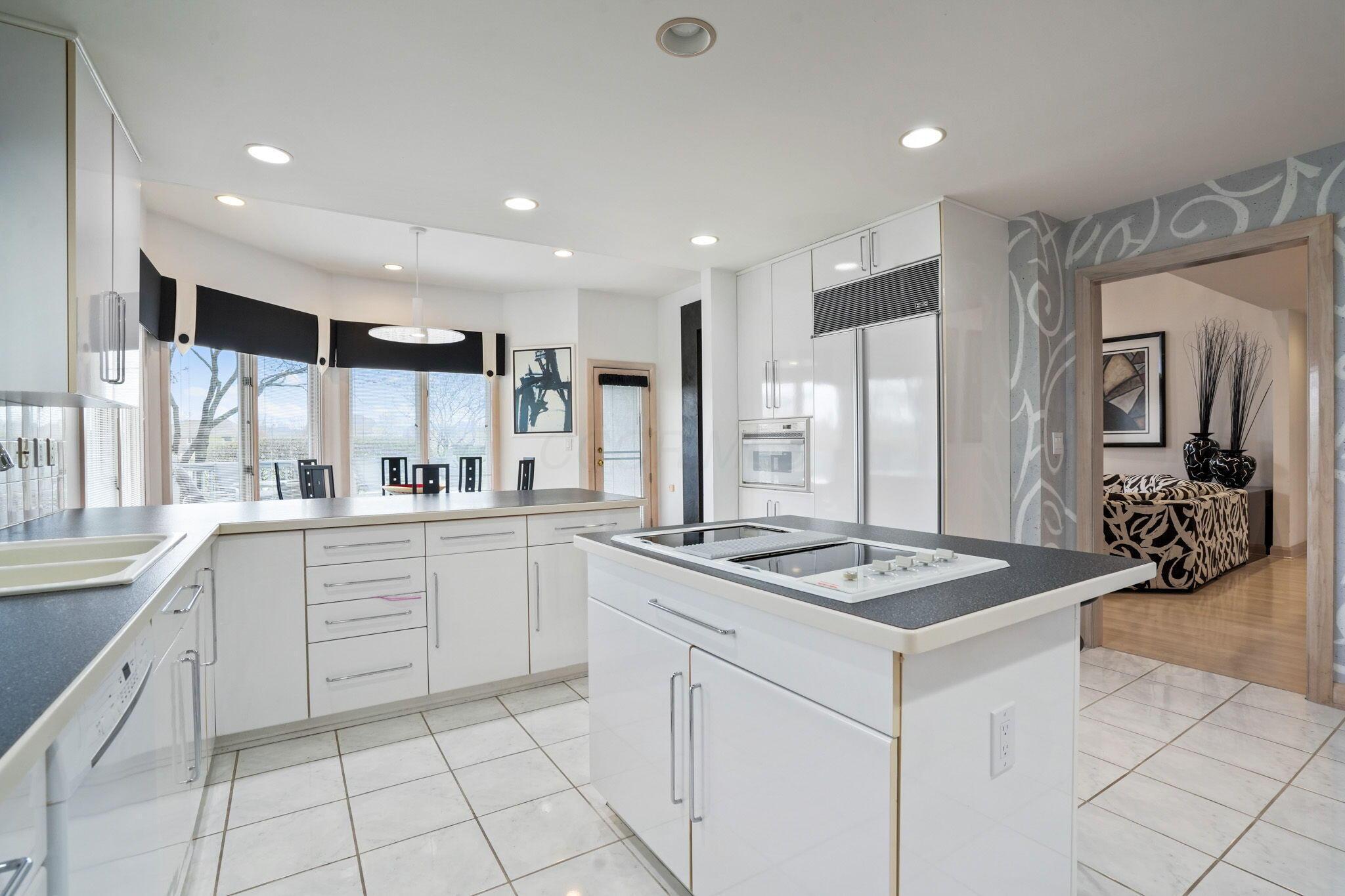 7274 Jefferson Meadows Drive, Blacklick, Ohio image 12
