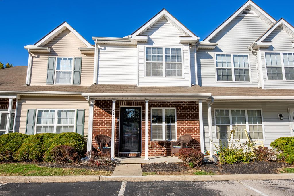 Photo for 8402 Varden Court 2102 #2102, Blacklick, OH 43004 (MLS # 225041019)