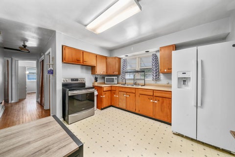 Tiny photo for 105 S Allen Street, Williamsport, OH 43164 (MLS # 226039257)