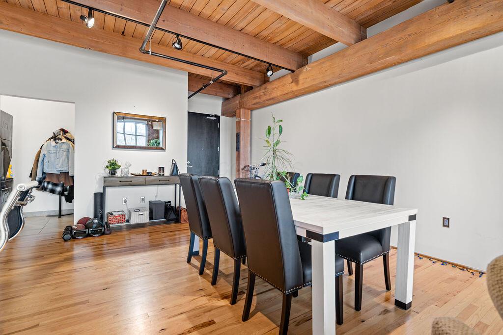 448 W Nationwide Boulevard 307