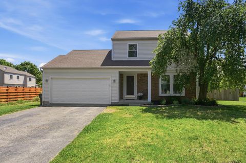 Photo of 3552 White Oak Court, Grove City, OH 43123 (MLS # 226020412)