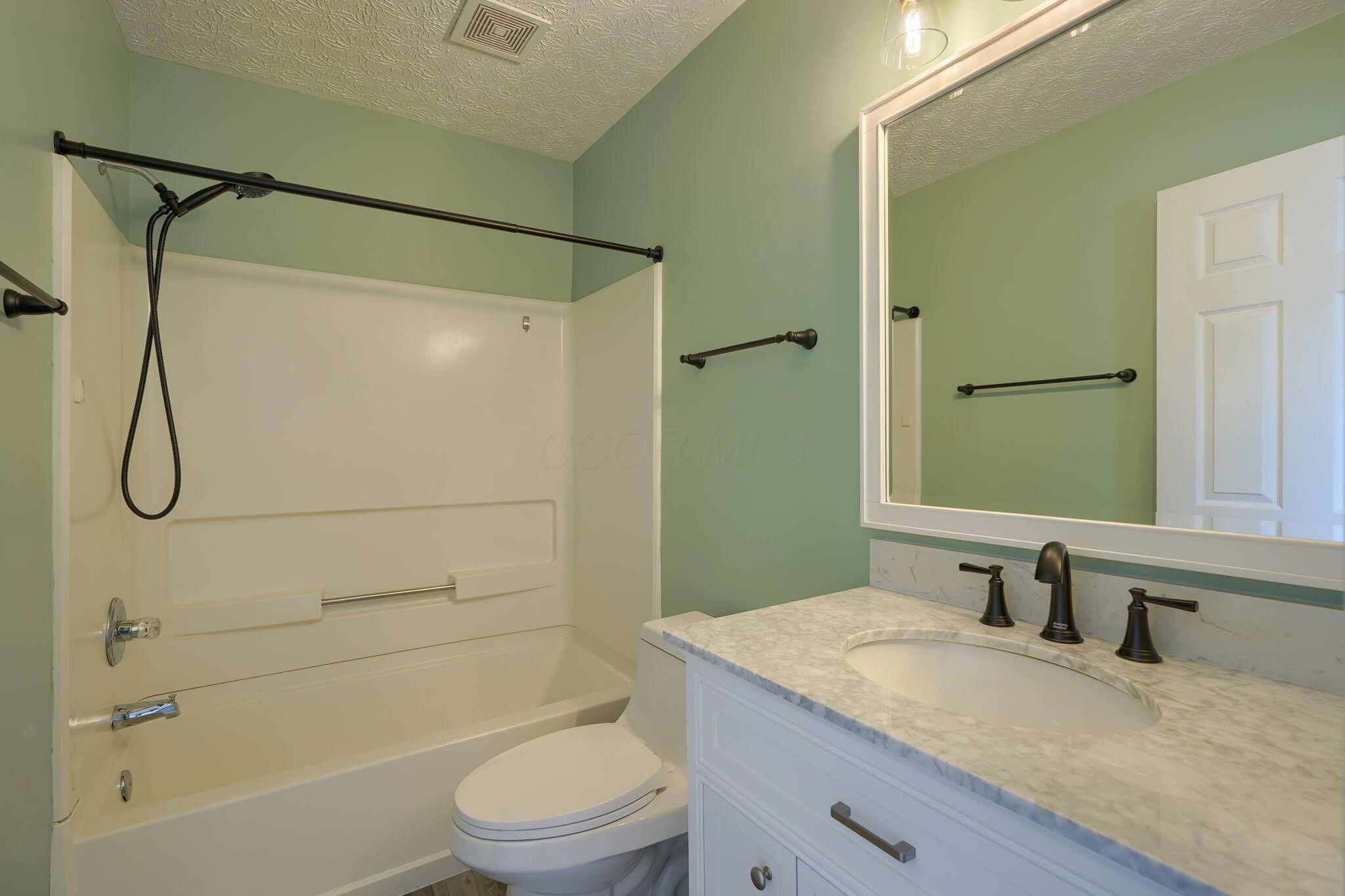 2456 Bloxom Street, Grove City, Ohio image 30