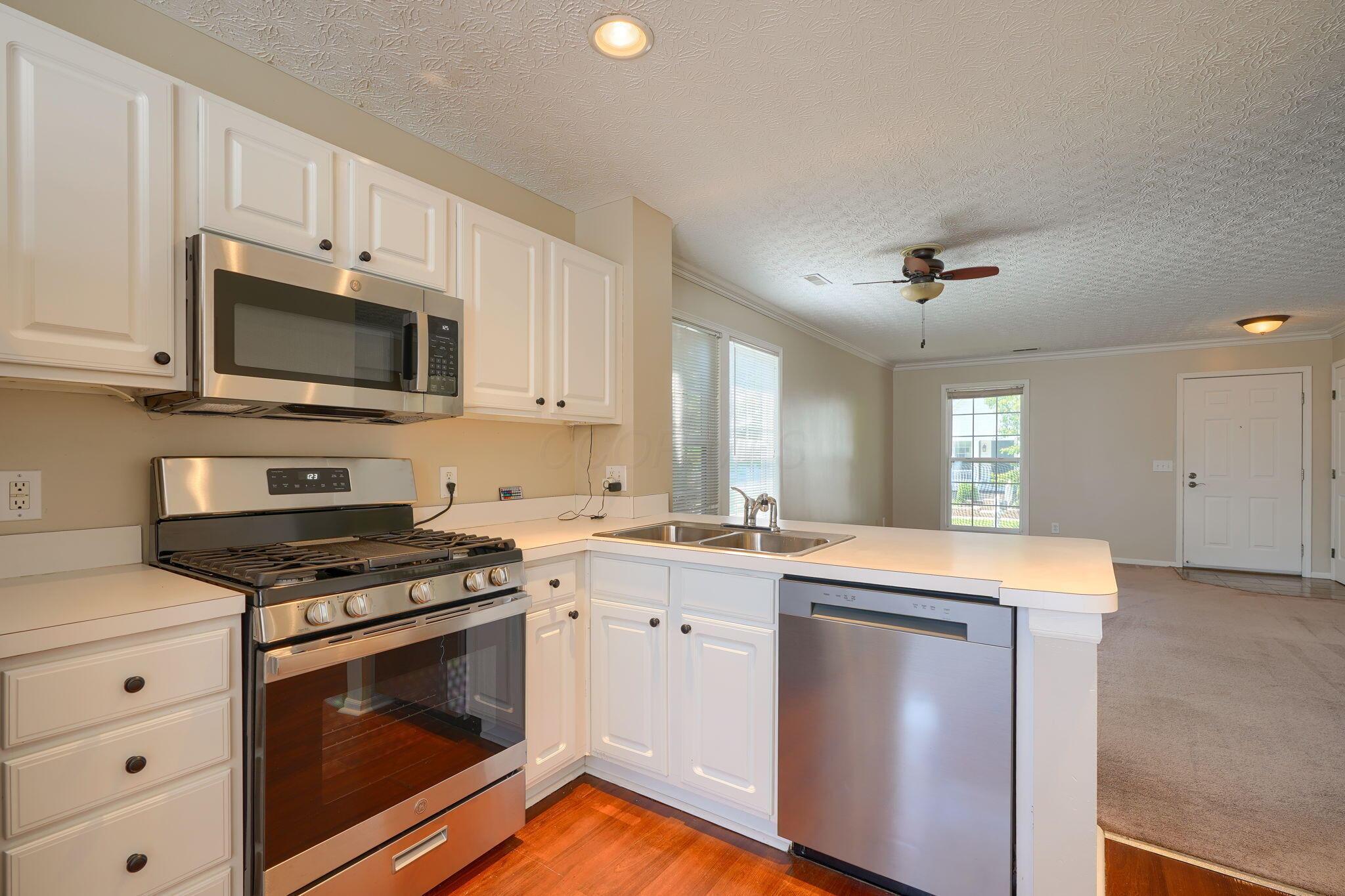 2456 Bloxom Street, Grove City, Ohio image 20