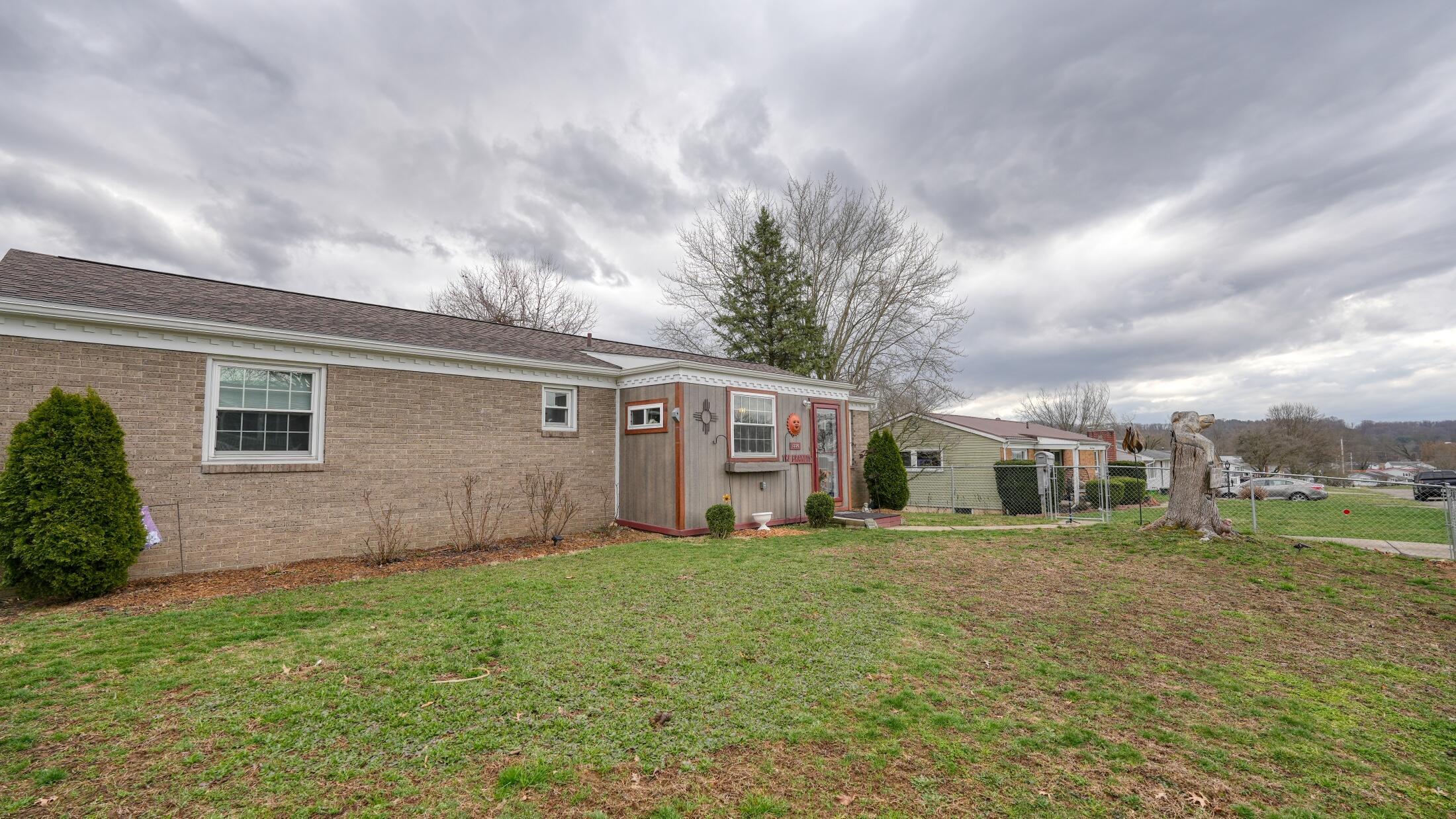 1336 S 13th Street, Coshocton, Ohio image 32
