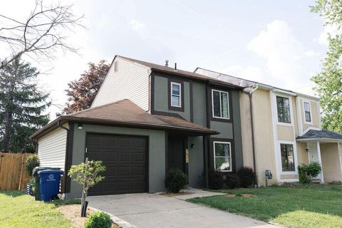 Photo of 7571 Tina Court, Columbus, OH 43235 (MLS # 226018320)