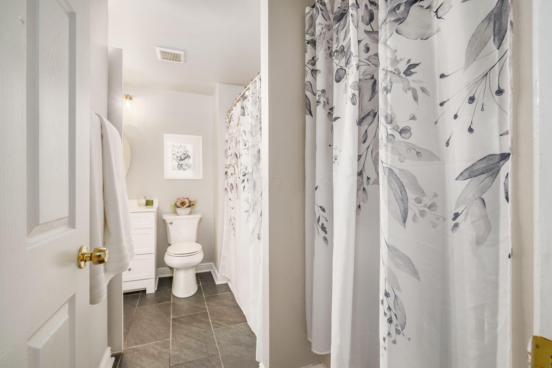 366 Saint Thomas Drive, Westerville, Ohio image 20
