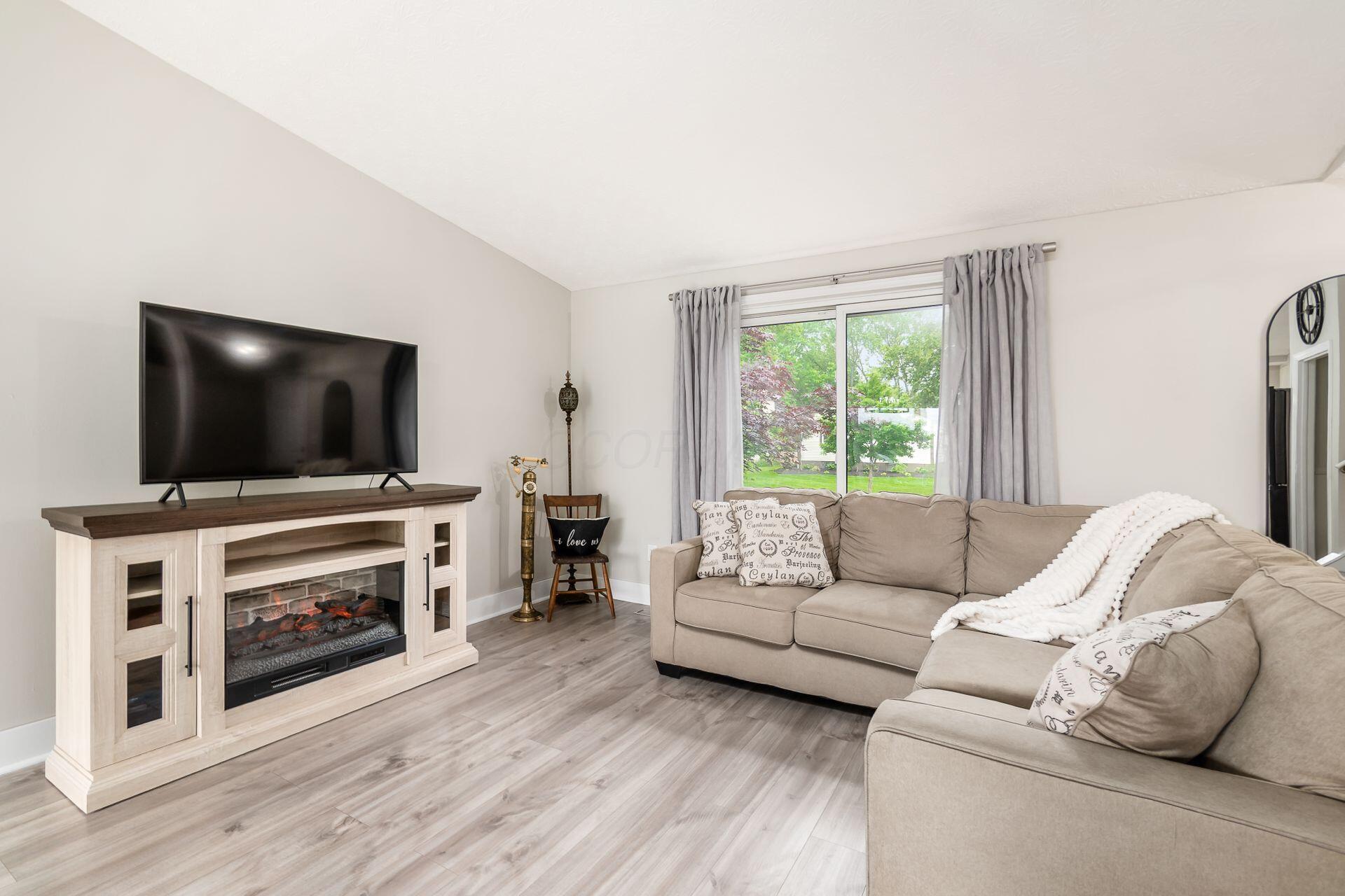 366 Saint Thomas Drive, Westerville, Ohio image 7
