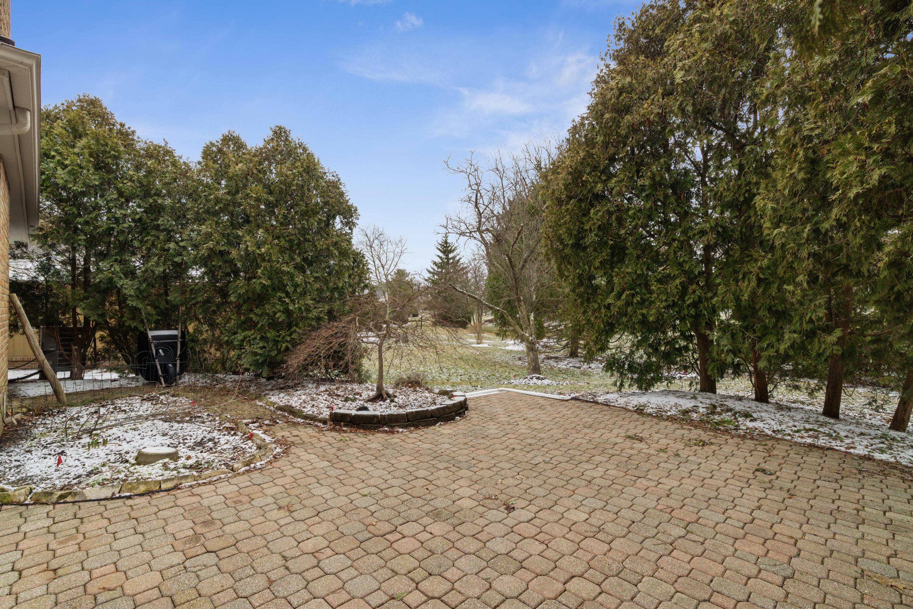 9207 Muirkirk Drive, Dublin, Ohio image 32