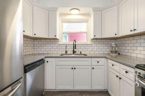 Tiny photo for 580 Richards Road, Columbus, OH 43214 (MLS # 226019662)