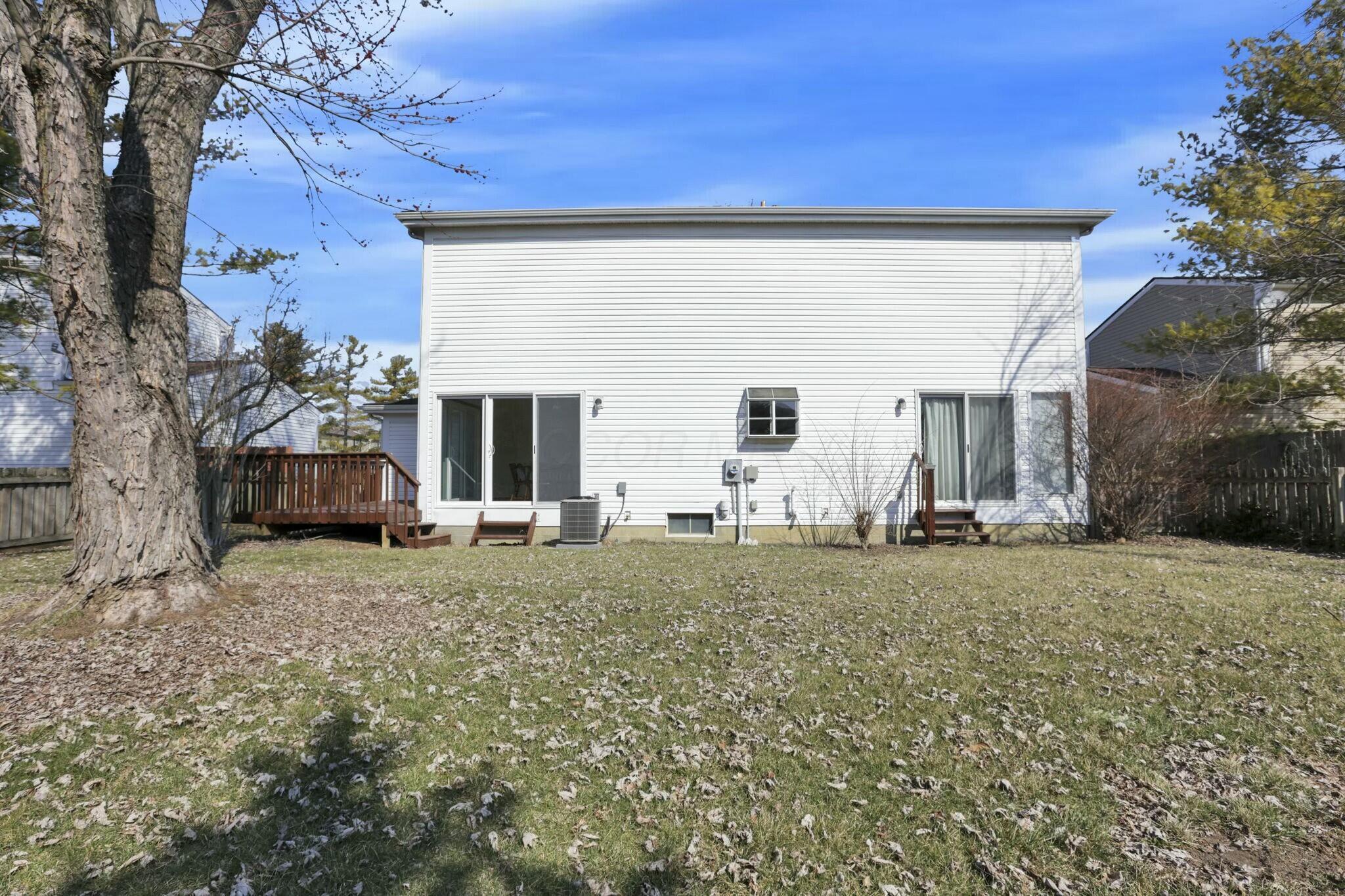 4877 Springdale Boulevard, Hilliard, Ohio image 37