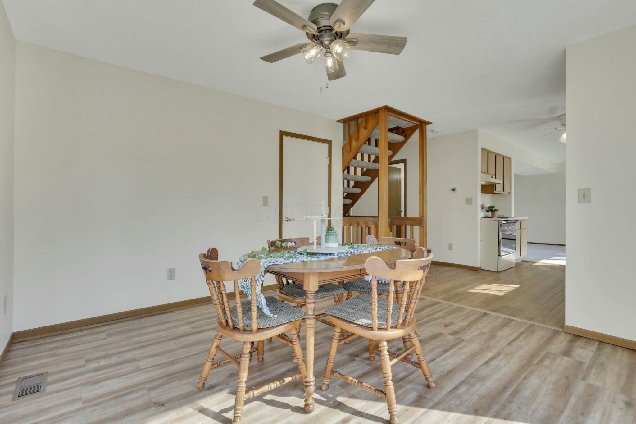 4877 Springdale Boulevard, Hilliard, Ohio image 20