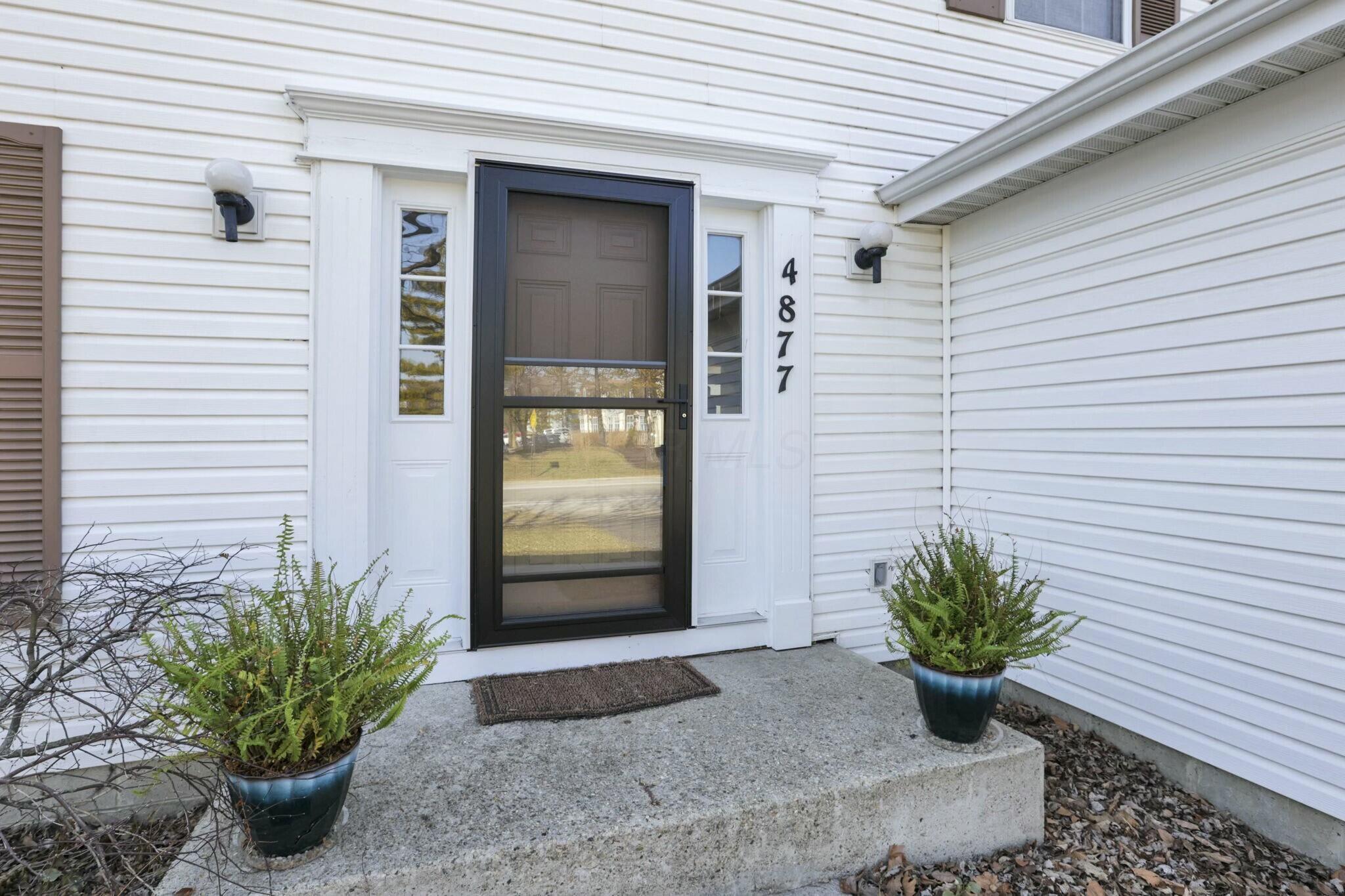4877 Springdale Boulevard, Hilliard, Ohio image 5