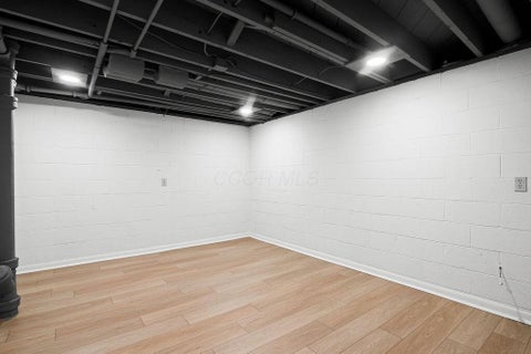 Tiny photo for 3784 Chevington Road, Columbus, OH 43220 (MLS # 226040998)