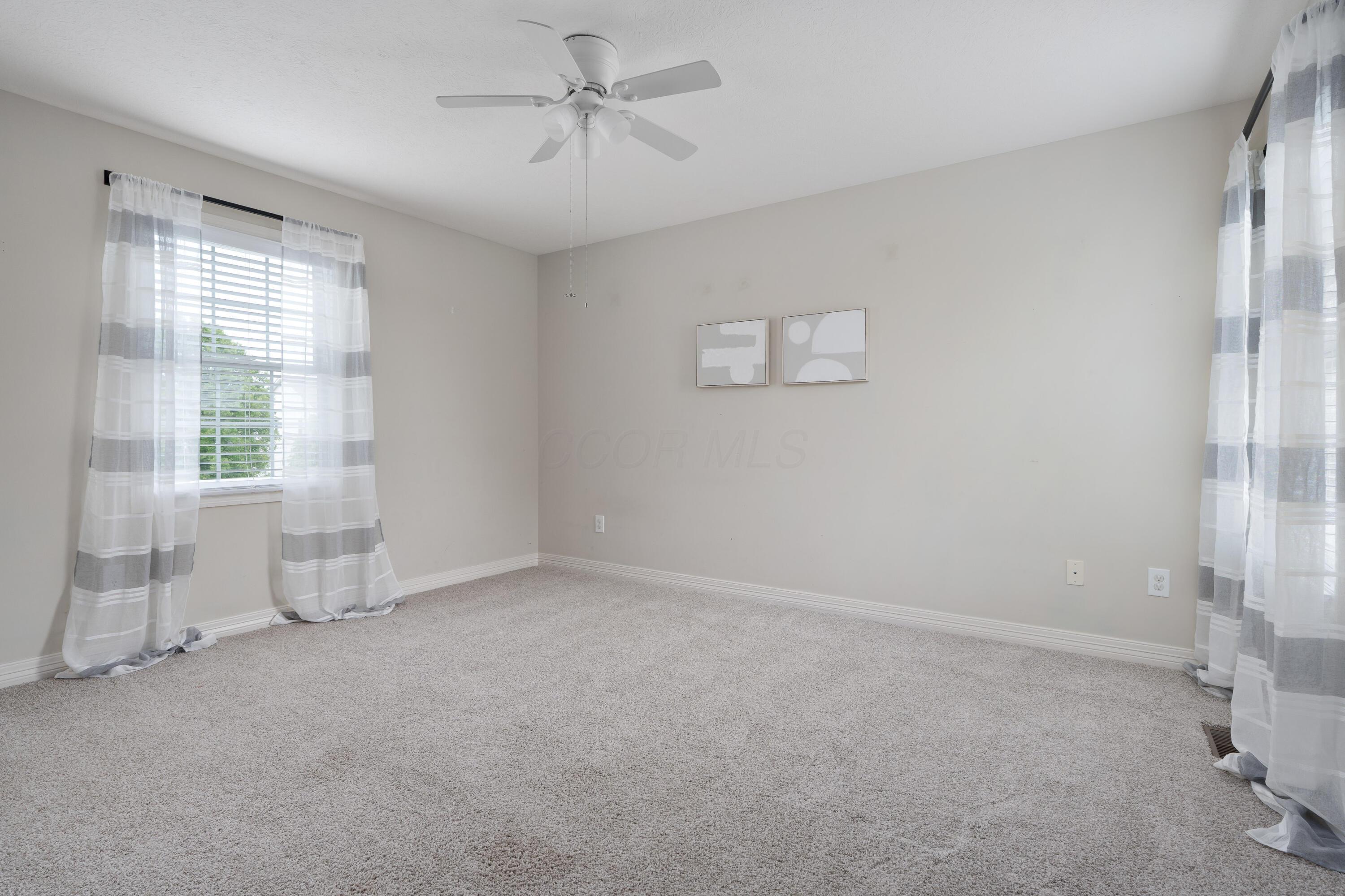 3941 Nordman Fir Drive, Grove City, Ohio image 25