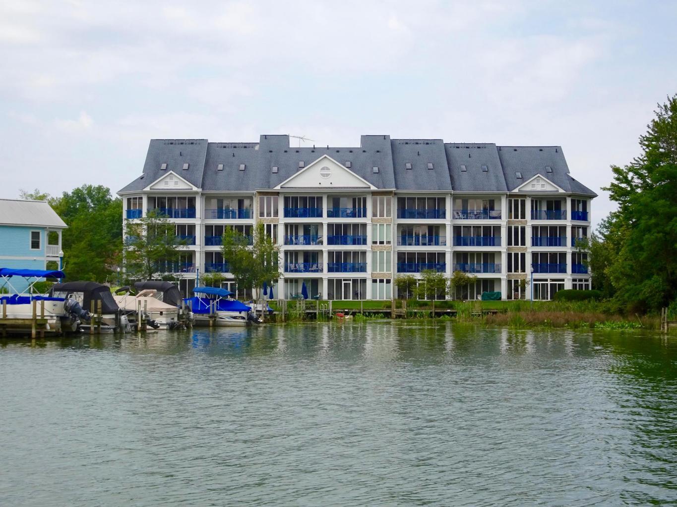 4401 Hunts Landing Road Rd #204, Hebron, Ohio image 1