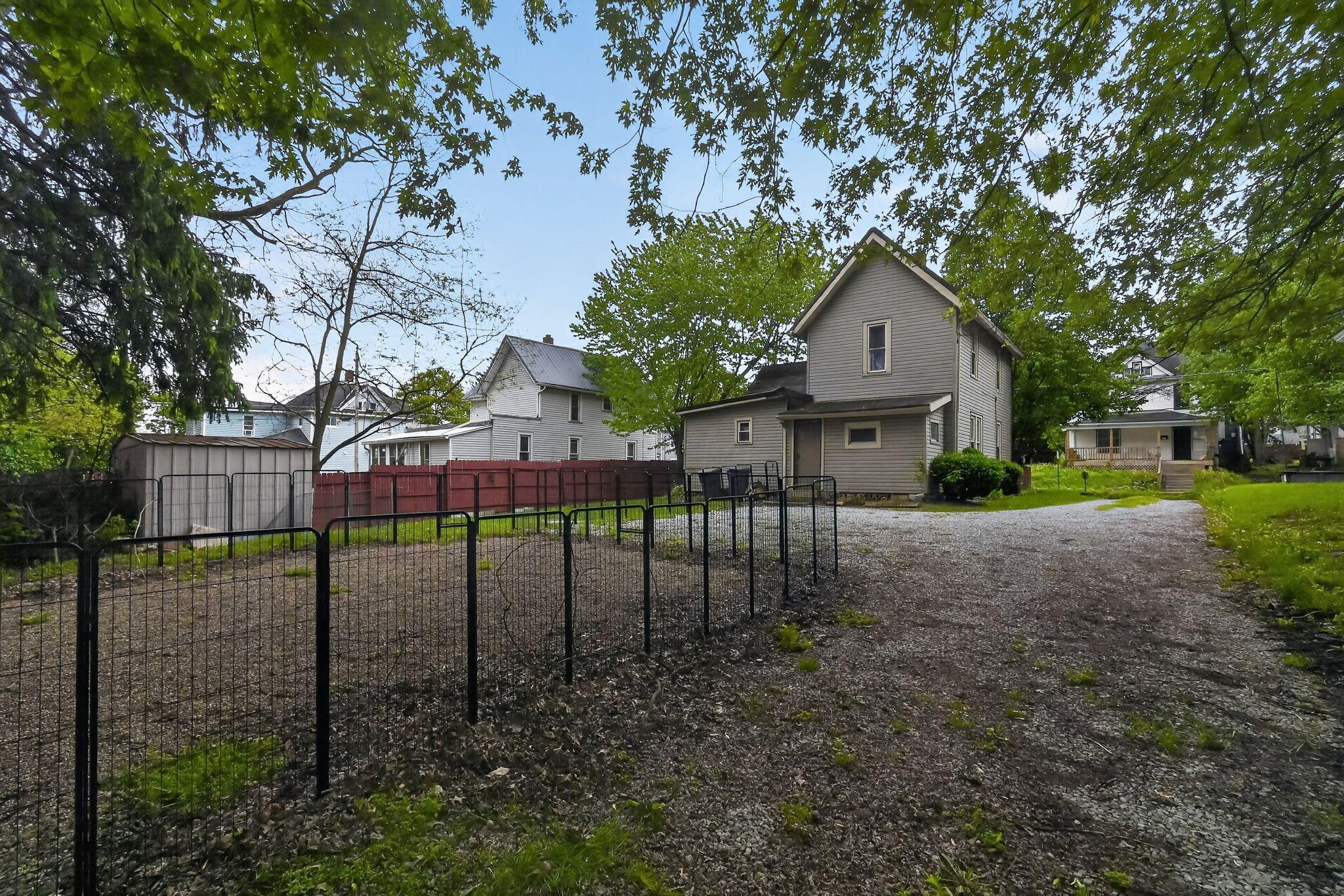 402 Vine Street