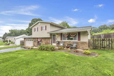 Photo for 101 Clearview Drive NE