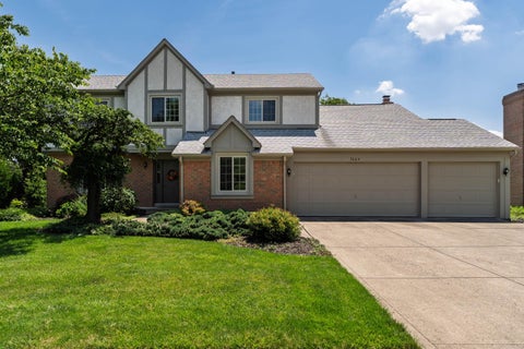 Photo of 7664 Glanmore Court, Dublin, OH 43017 (MLS # 226020634)