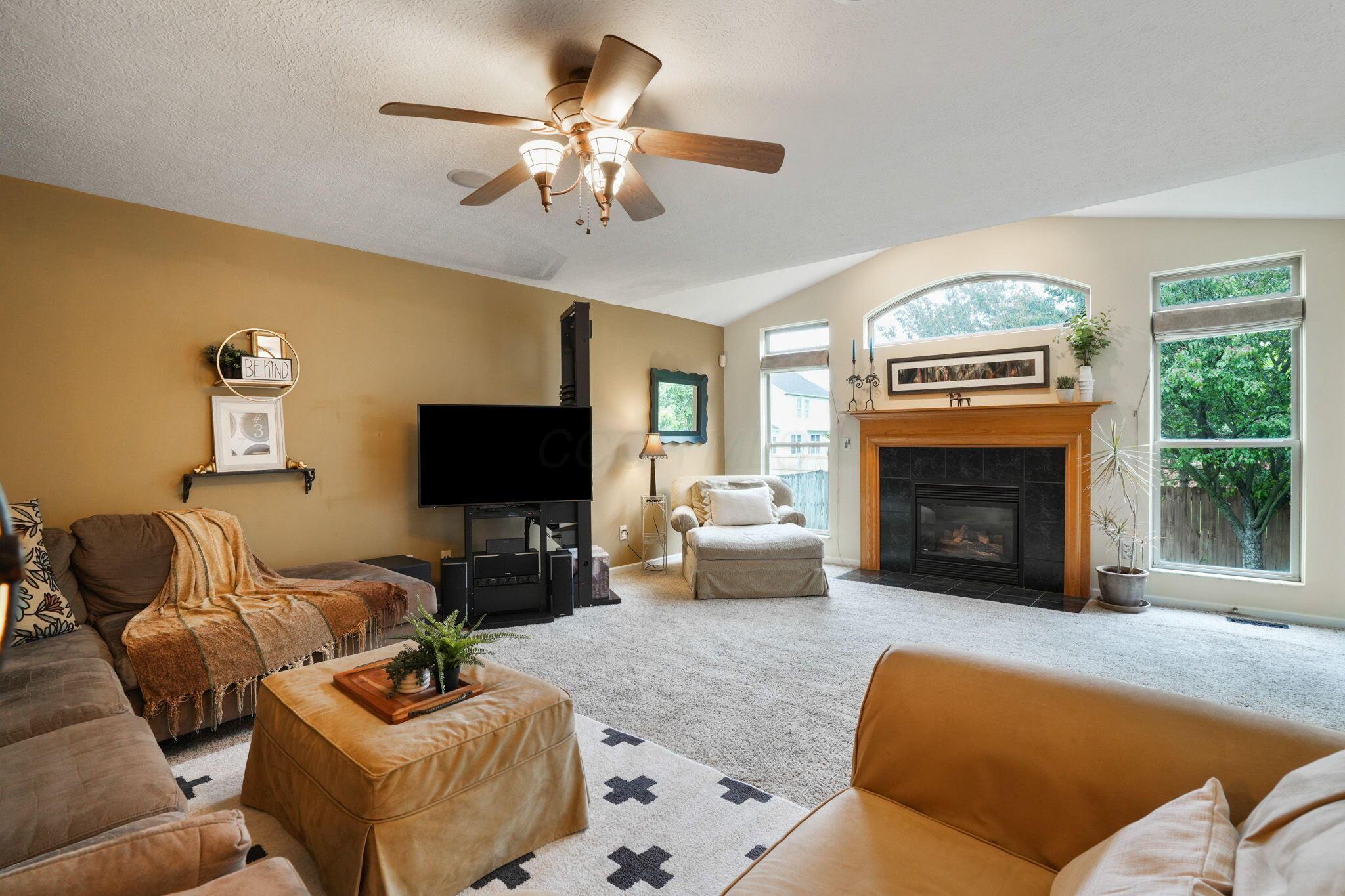 3998 Kul Circle, Hilliard, Ohio image 22