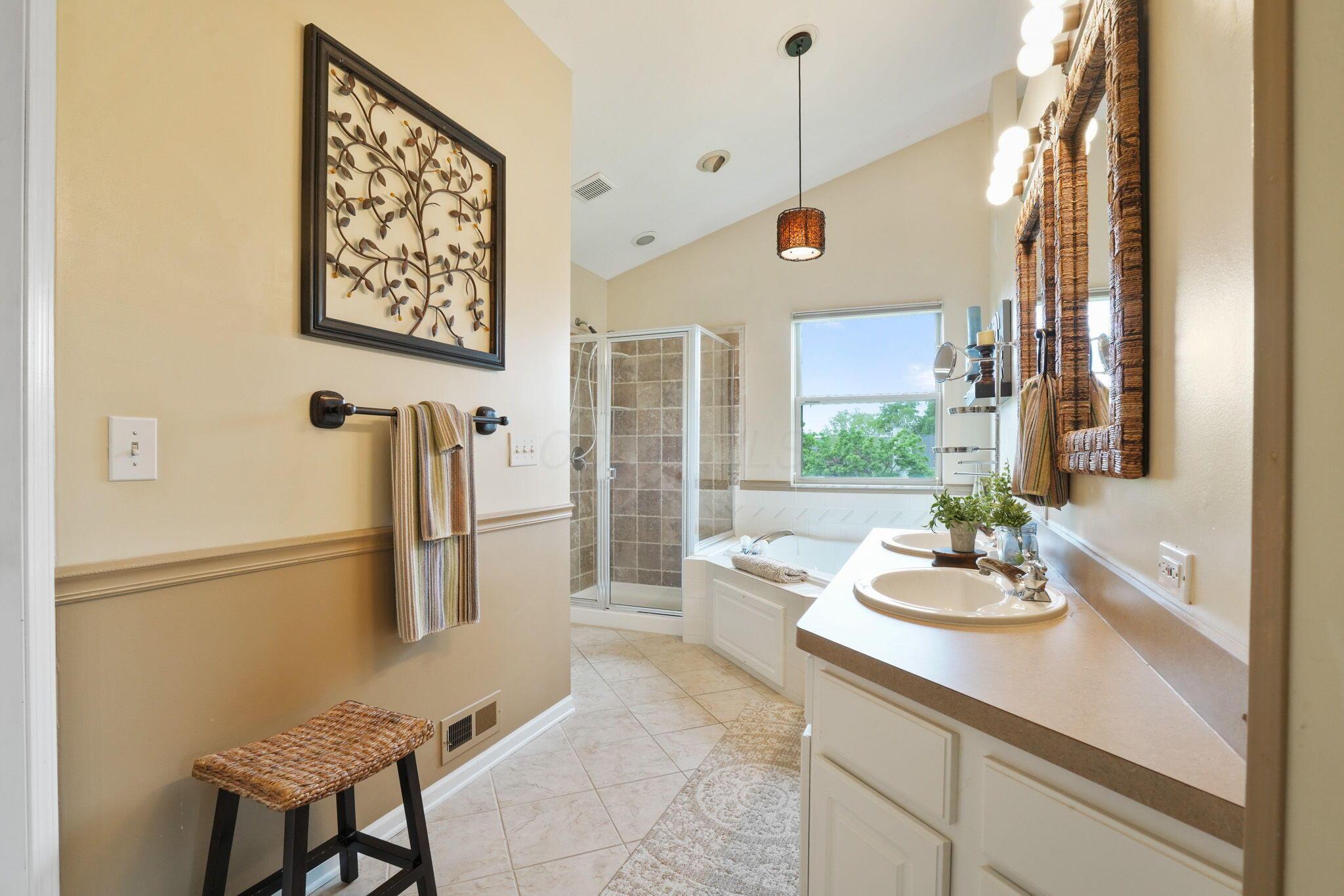 3998 Kul Circle, Hilliard, Ohio image 30