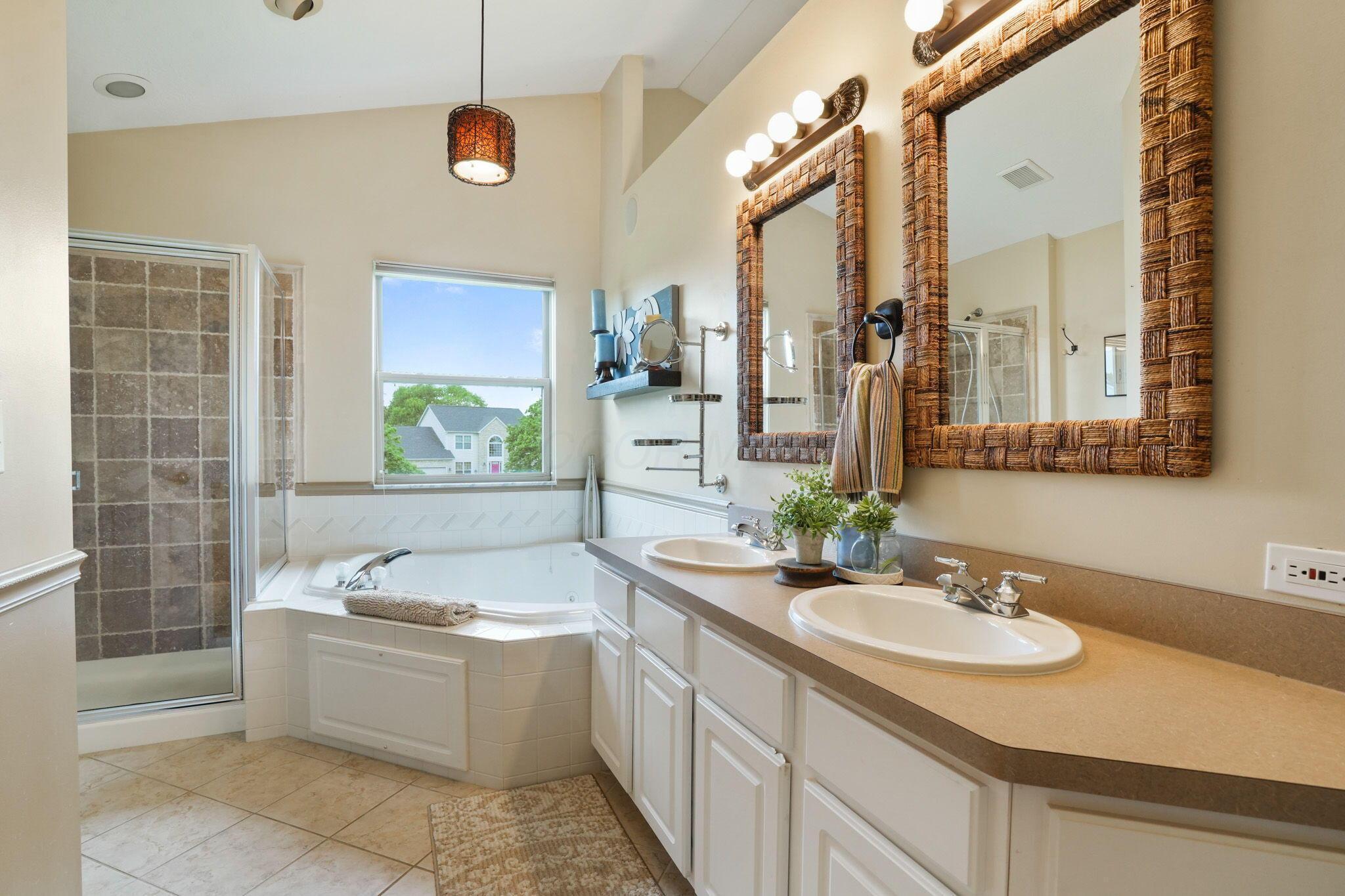 3998 Kul Circle, Hilliard, Ohio image 31
