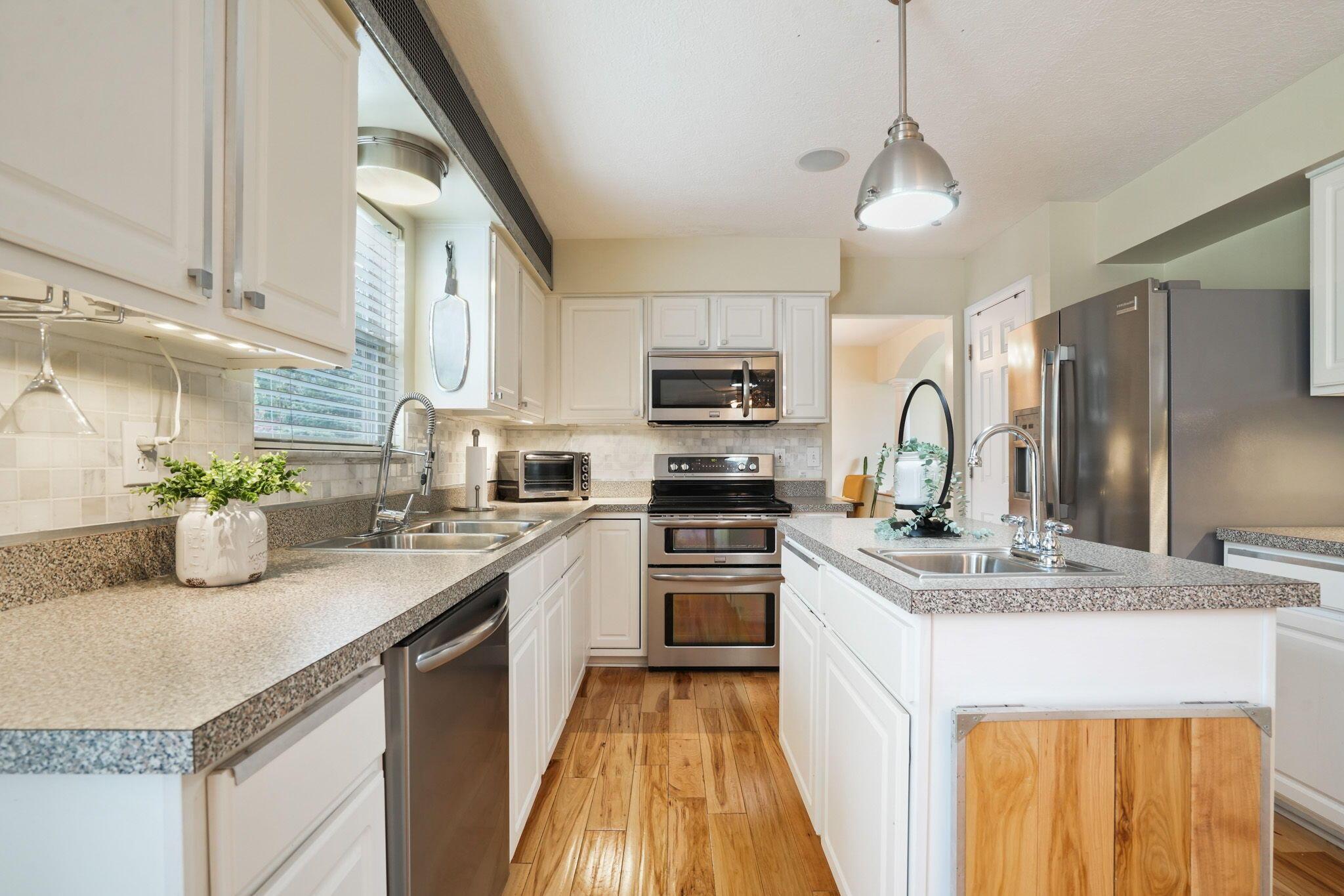3998 Kul Circle, Hilliard, Ohio image 13
