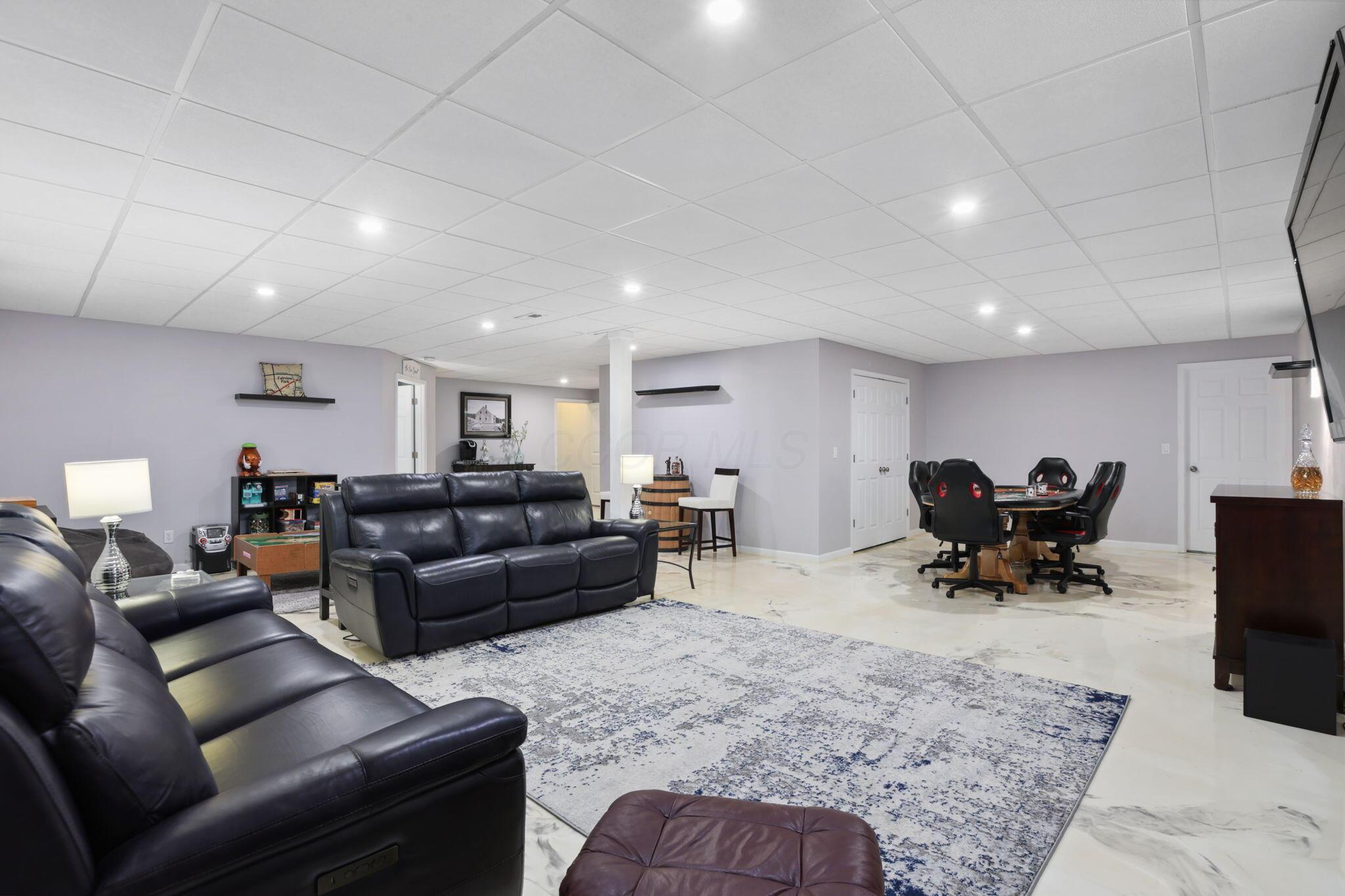 1865 Tournament Way, Grove City, Ohio image 32