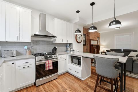 Tiny photo for 395 W 2nd Avenue, Columbus, OH 43201 (MLS # 225044475)