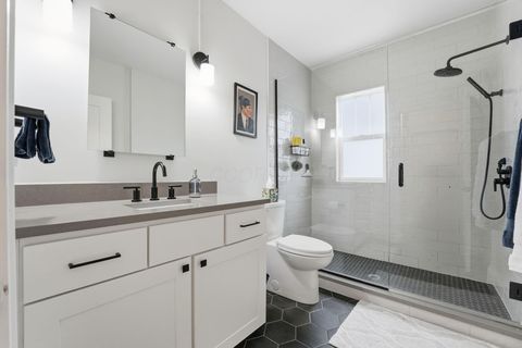 Tiny photo for 395 W 2nd Avenue, Columbus, OH 43201 (MLS # 225044475)