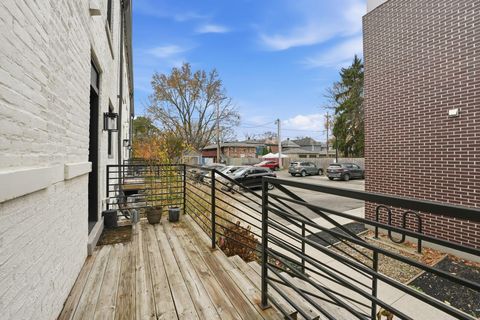 Tiny photo for 395 W 2nd Avenue, Columbus, OH 43201 (MLS # 225044475)