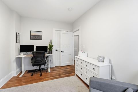 Tiny photo for 395 W 2nd Avenue, Columbus, OH 43201 (MLS # 225044475)