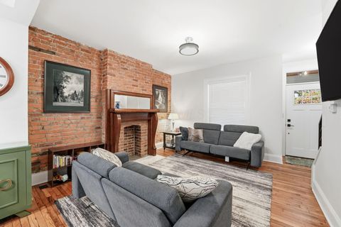 Tiny photo for 395 W 2nd Avenue, Columbus, OH 43201 (MLS # 225044475)