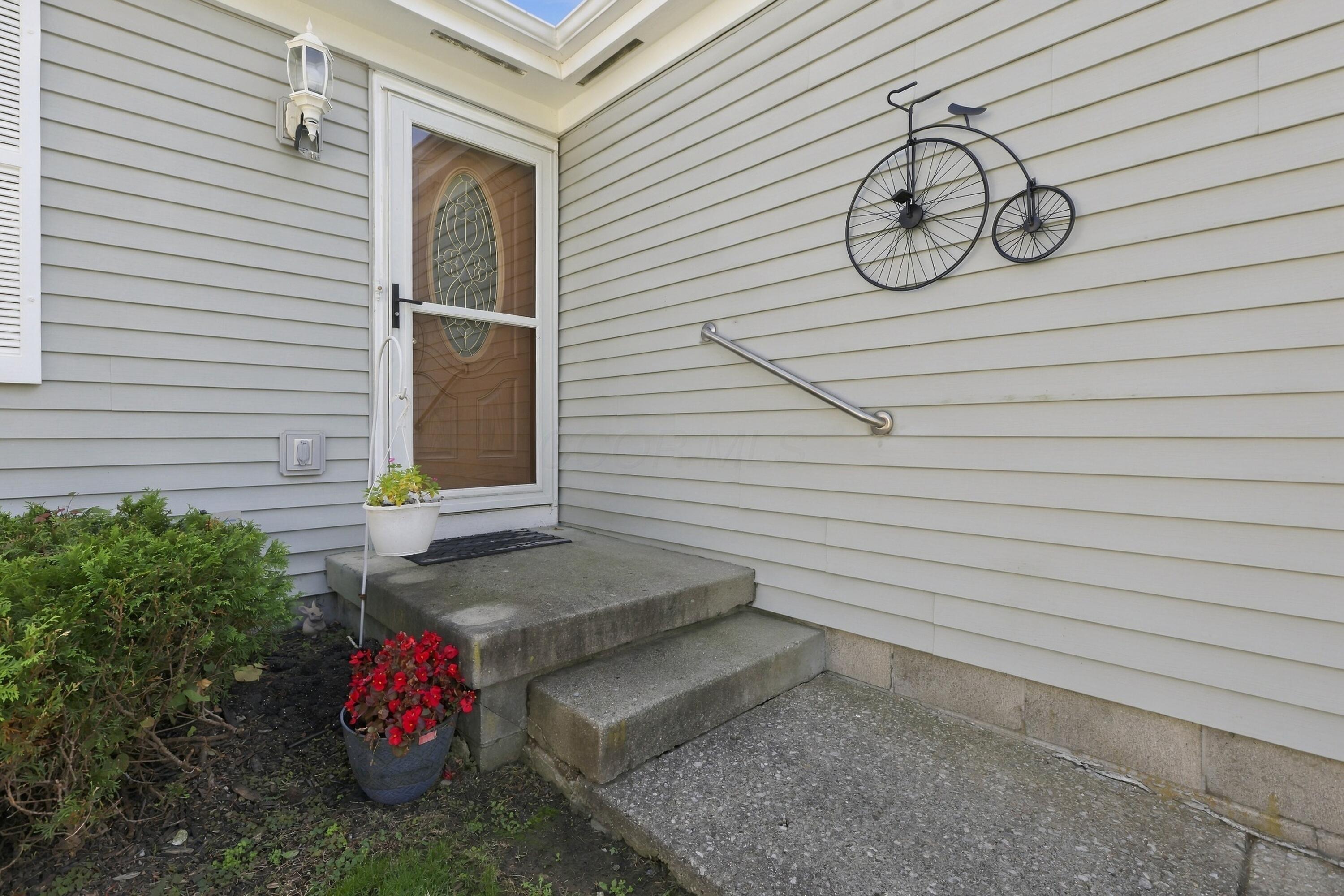 1466 Pinestone Drive