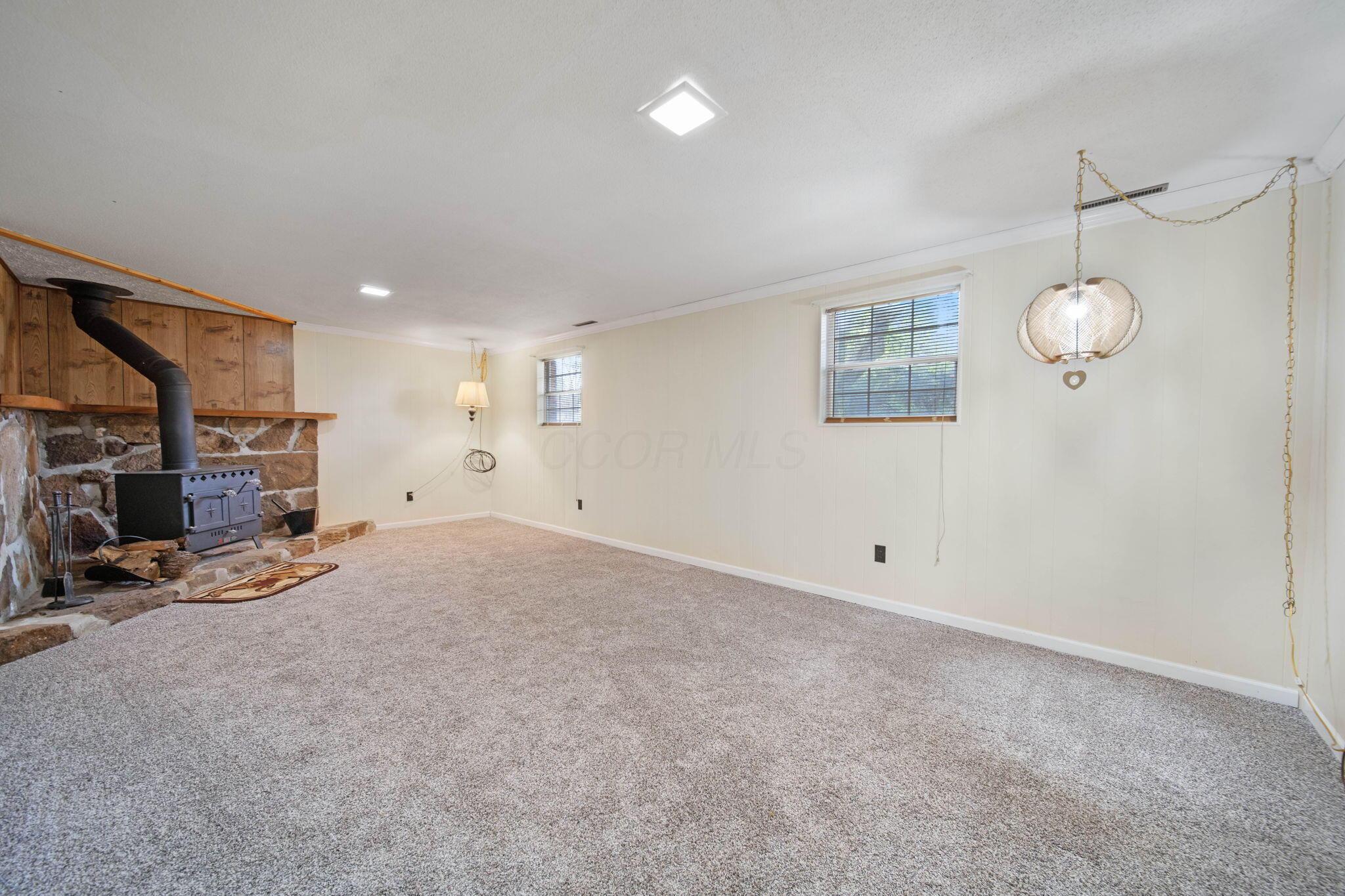 299 Sherwood Downs Rd, Newark, Ohio image 17