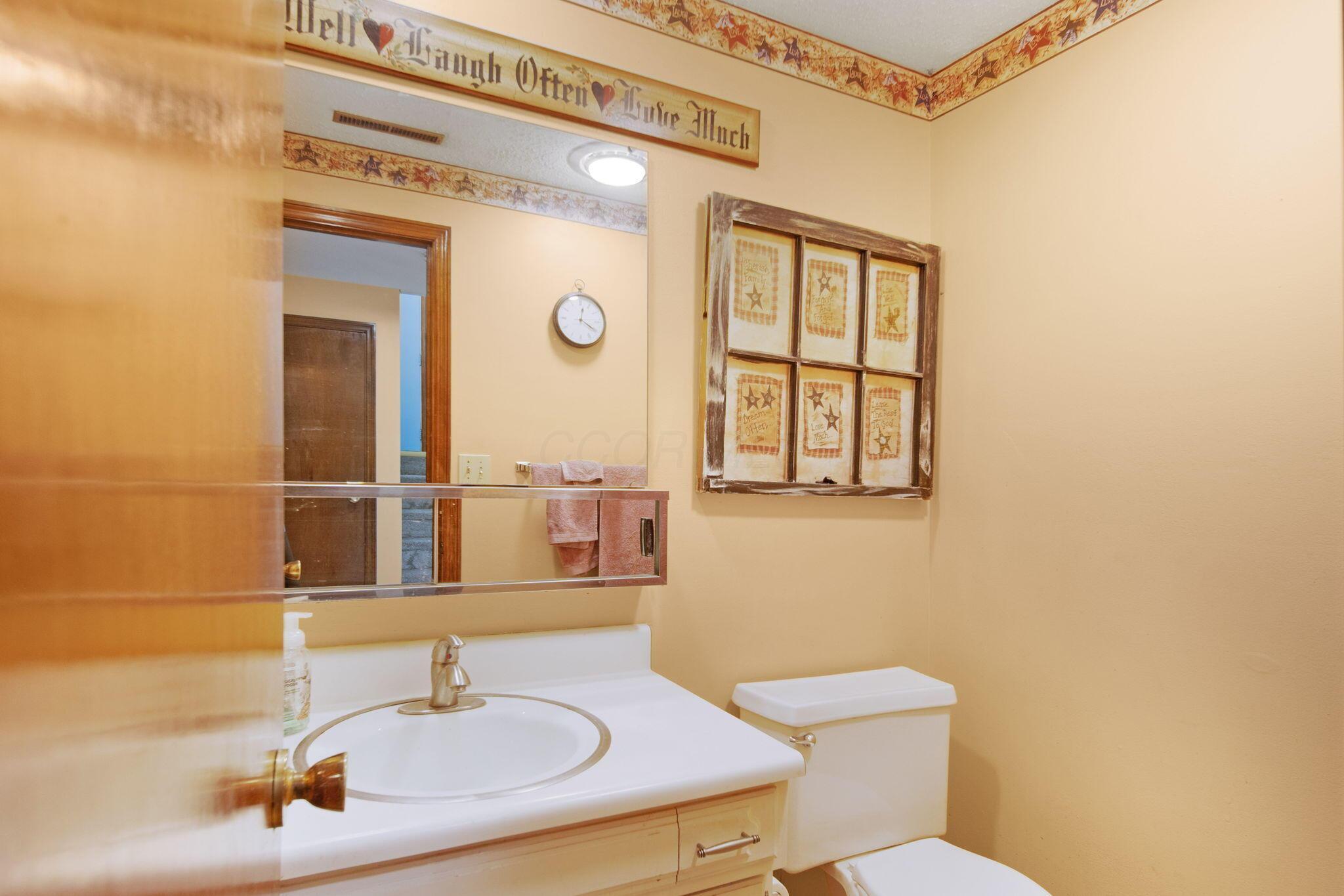 299 Sherwood Downs Rd, Newark, Ohio image 36