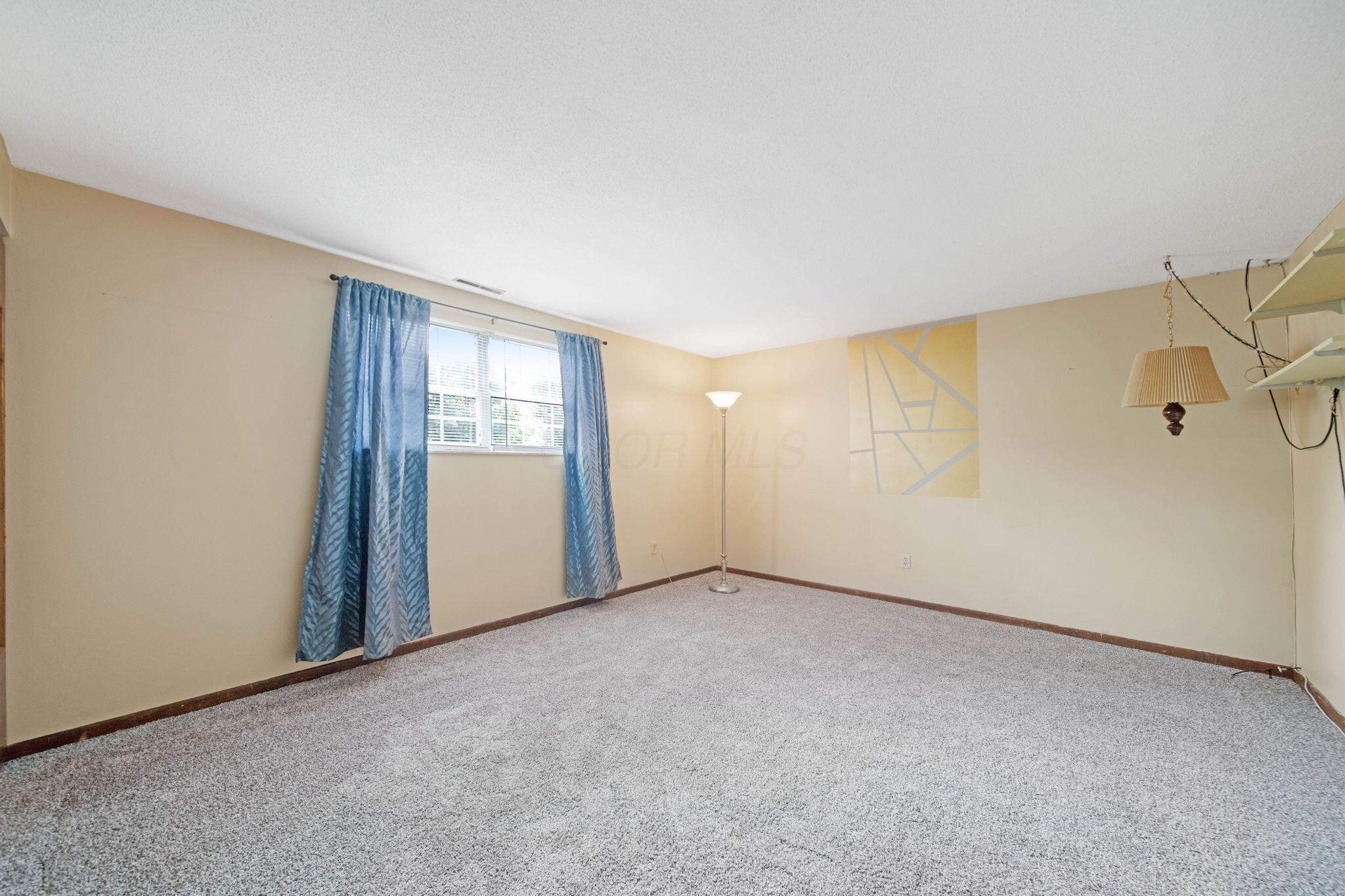299 Sherwood Downs Rd, Newark, Ohio image 30