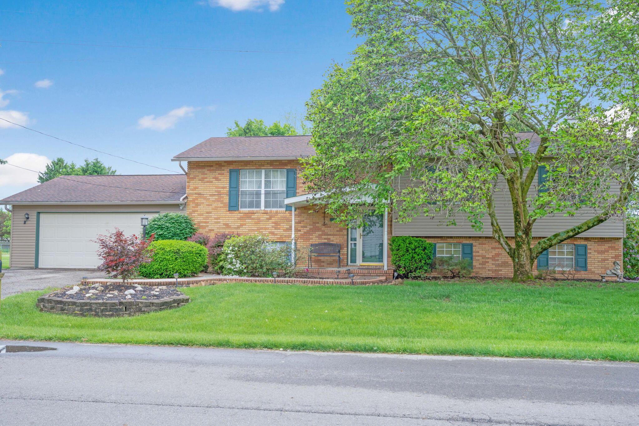 299 Sherwood Downs Rd, Newark, Ohio image 1