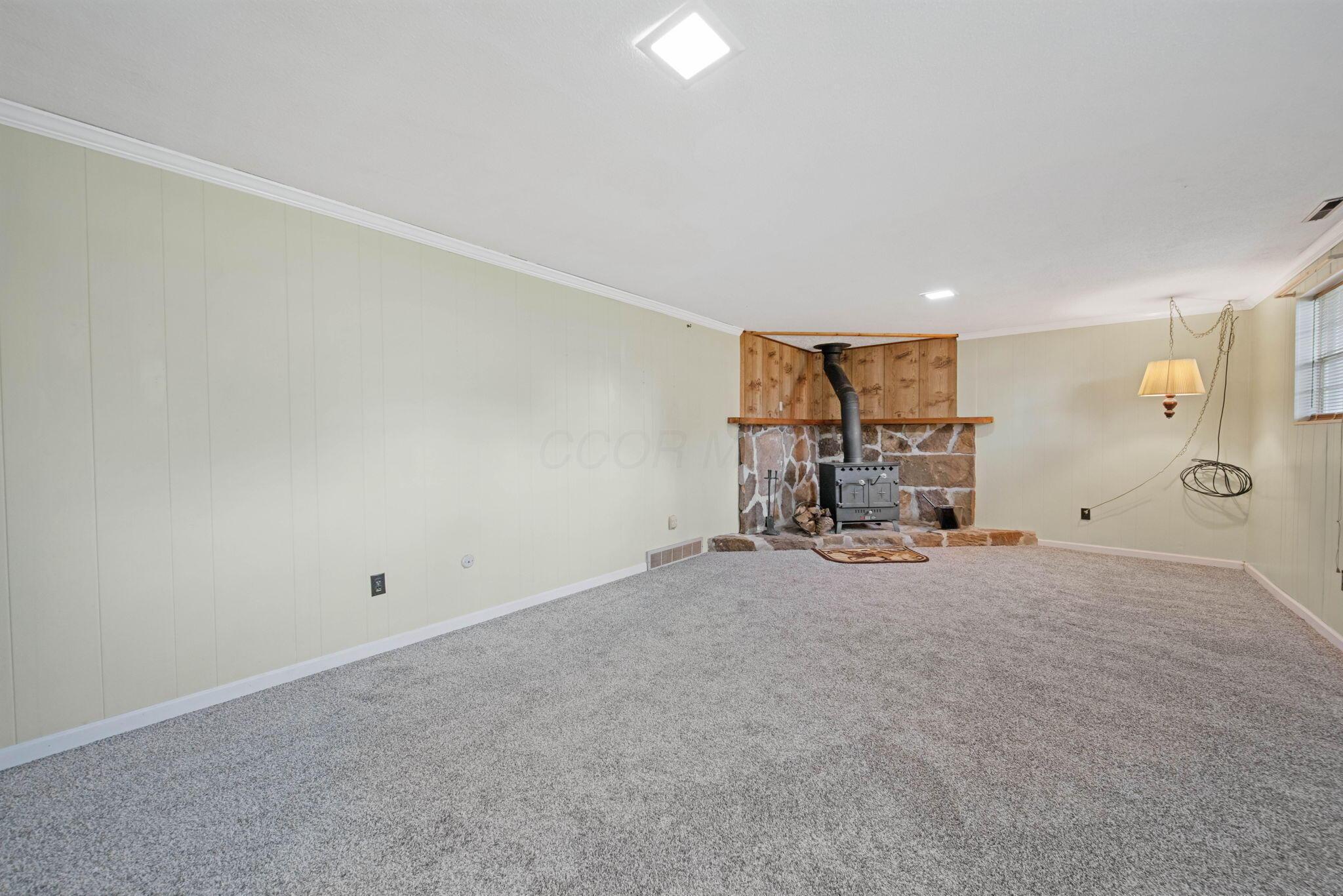 299 Sherwood Downs Rd, Newark, Ohio image 18