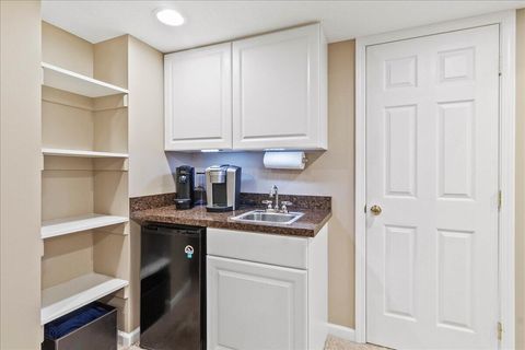 Tiny photo for 7809 Westbury Court, Dublin, OH 43016 (MLS # 225037792)