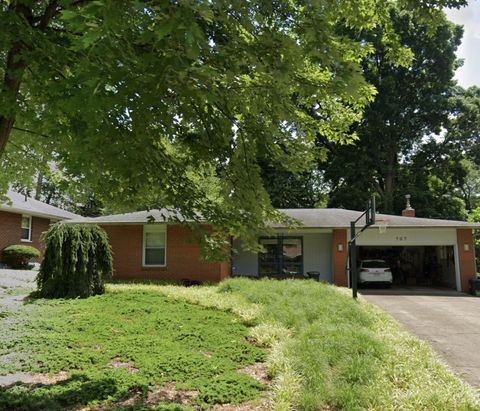 Photo of 167 Ceramic Drive, Columbus, OH 43214 (MLS # 226013830)