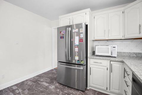 Tiny photo for 1121 Afton Road, Columbus, OH 43221 (MLS # 226005333)