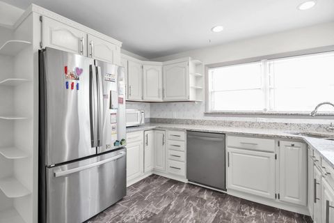 Tiny photo for 1121 Afton Road, Columbus, OH 43221 (MLS # 226005333)