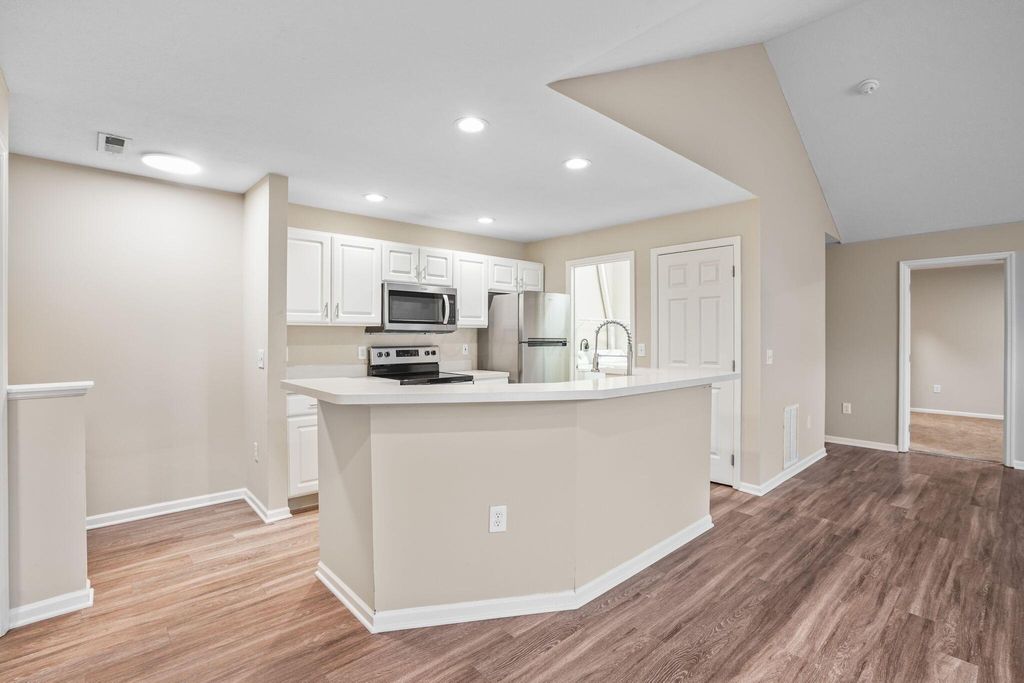 Photo of 5027 Stratford Pine Lane, Dublin, OH 43016 (MLS # 226012188)